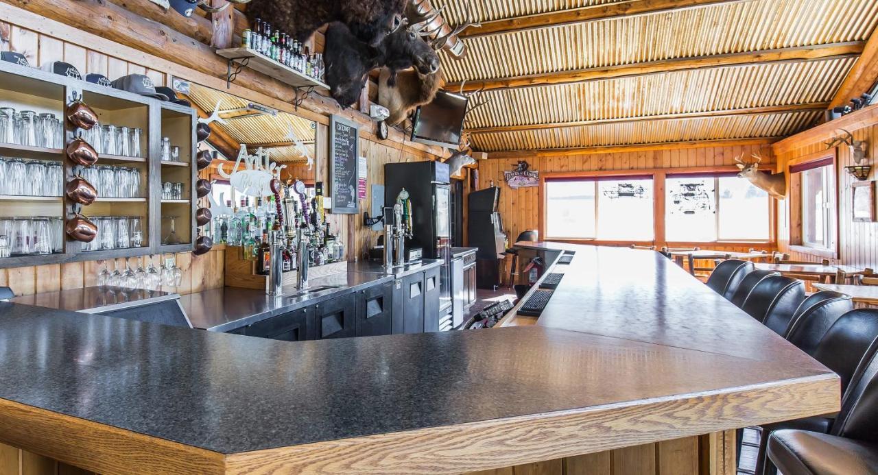 The Antler Lodge - การ์ดีเนอร์ ภายนอก รูปภาพ