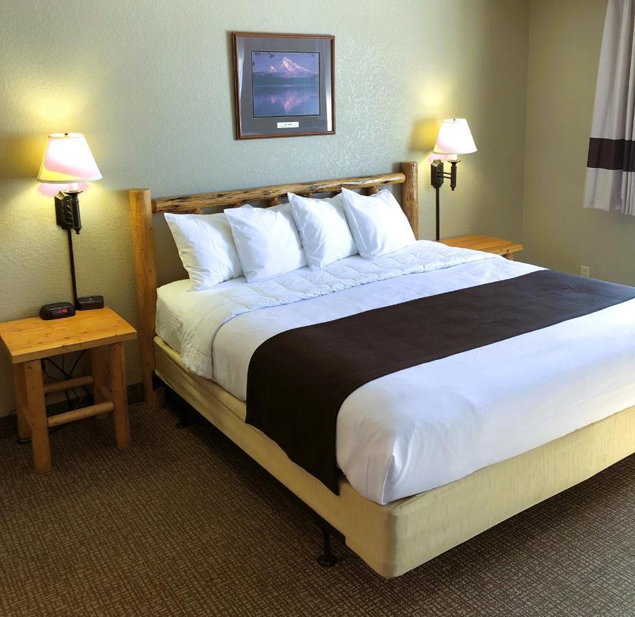 The Antler Lodge - การ์ดีเนอร์ ภายนอก รูปภาพ
